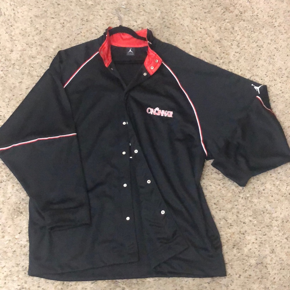 Men’s XL Nike Air Jordan Cincinnati button jacket